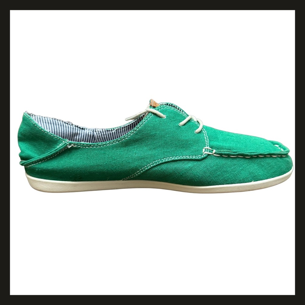OluKai Heleuma Canvas Boat Shoes Women’s 7 Green 3 Eyelet Lace Up BOHO Flat EUC